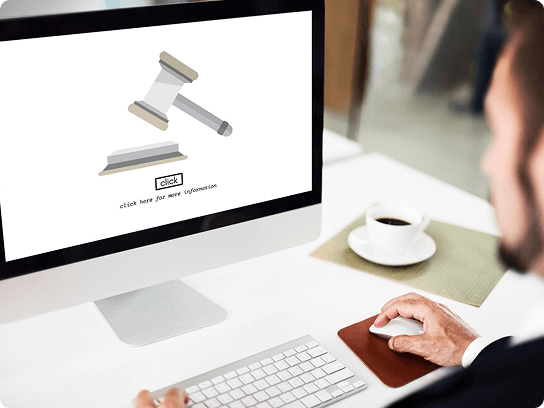 gavel-on-display-with-businessman